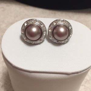BNWT DAVID TUTERA EMBELLISH ELAINE BUTTON EARRINGS